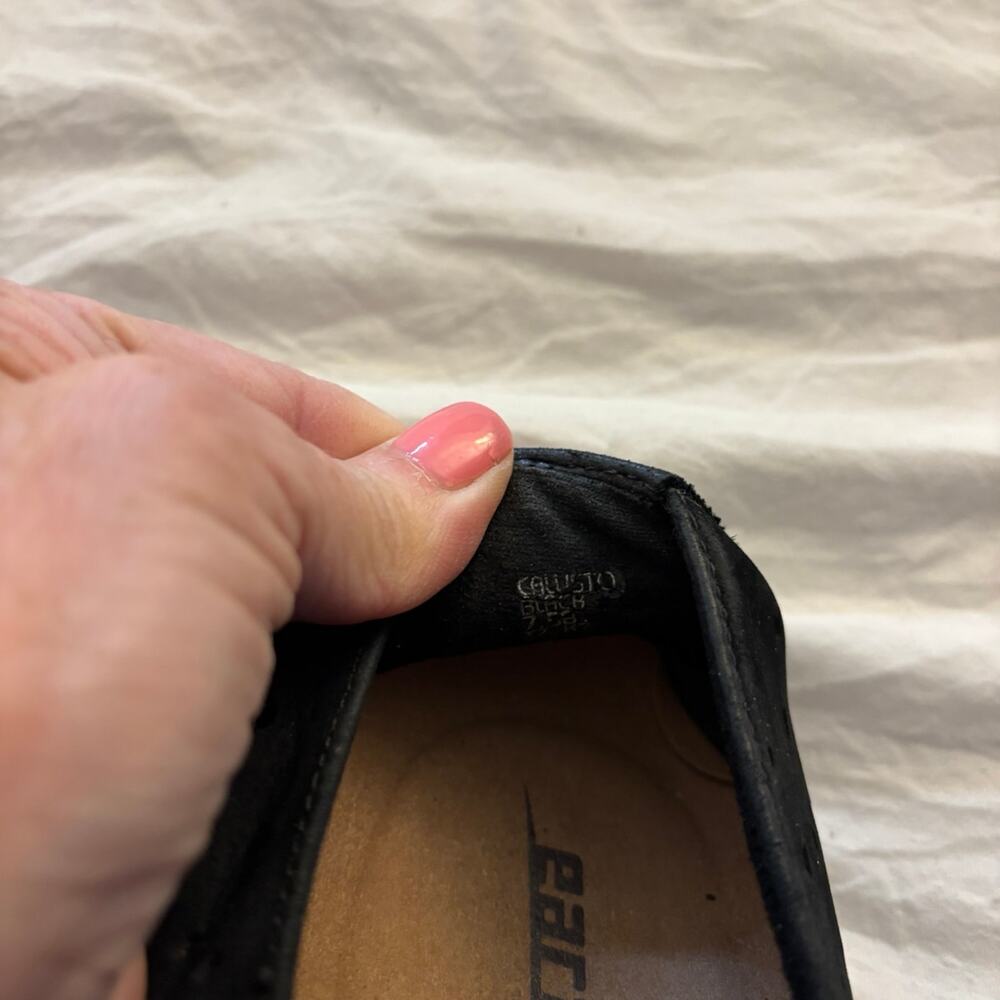 Black Earth shoes suede rubber soles women’s size 7 - Picture 12 of 12